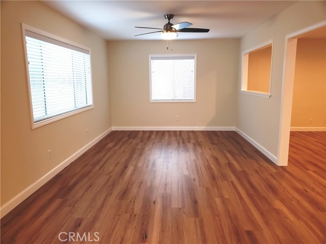 22436 Avenue San Luis photo 10