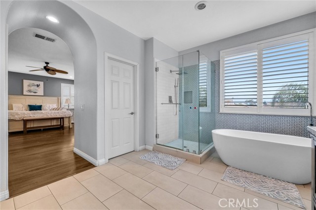 6895 Guinevere Court, Eastvale CA: https://media.crmls.org/medias/0705ce37-a091-468f-a3da-0fd4e4bd84ab.jpg
