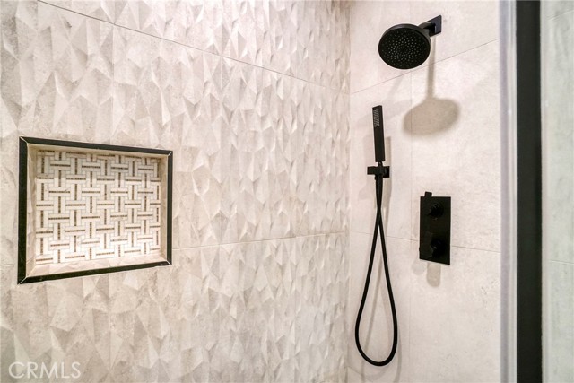 12938 Valleyheart Drive, Studio City CA: https://media.crmls.org/medias/07065173-ed11-4c6b-bd46-cd5b6202b071.jpg