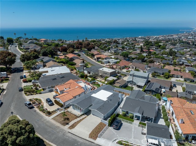 Detail Gallery Image 52 of 62 For 101 via Colusa, Redondo Beach,  CA 90277 - 4 Beds | 4/1 Baths