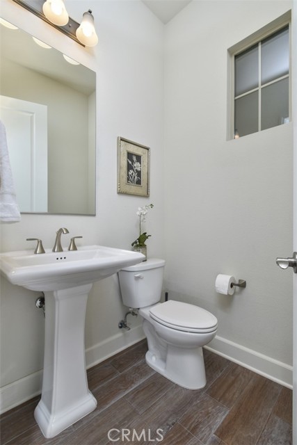 23942 Schoenborn Street, West Hills CA: https://media.crmls.org/medias/0707f666-7e34-436e-9442-833cefeabe65.jpg