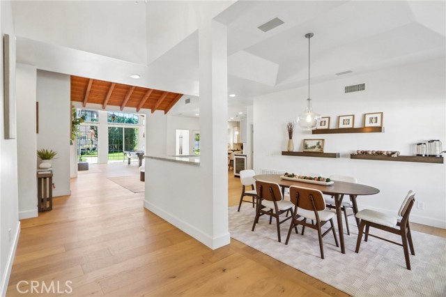 22501 Marilla Street photo 16