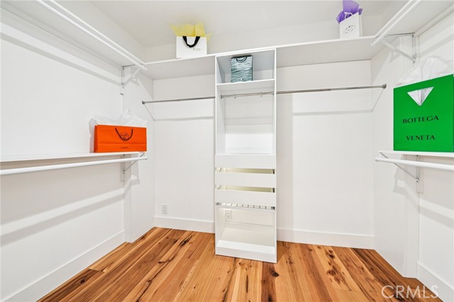 Detail Gallery Image 27 of 58 For 8454 Naylor Ave, Los Angeles,  CA 90045 - 3 Beds | 2 Baths