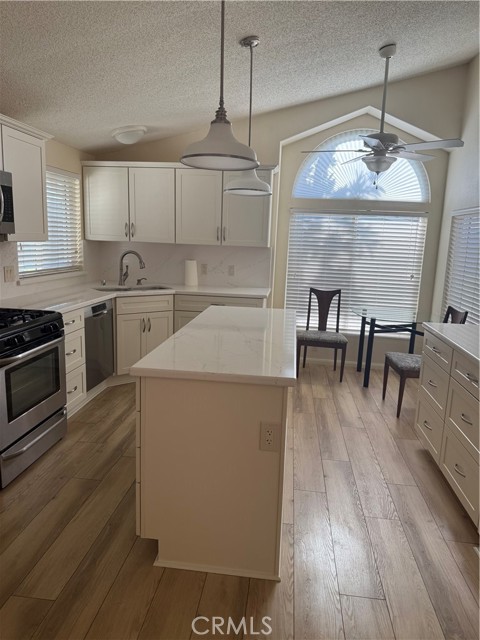 Detail Gallery Image 8 of 37 For 140 W Pioneer Ave #134,  Redlands,  CA 92374 - 2 Beds | 2 Baths