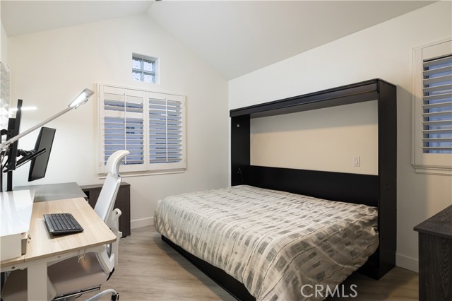 2295 La Playa N Drive, Costa Mesa CA: https://media.crmls.org/medias/070a6e99-ec67-4296-8c7d-ae5505962765.jpg