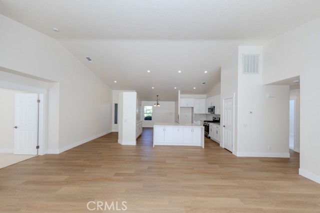 MLS #OC25164195 image #15