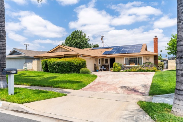 Detail Gallery Image 1 of 40 For 19264 Casmalia St, Rialto,  CA 92377 - 3 Beds | 2 Baths