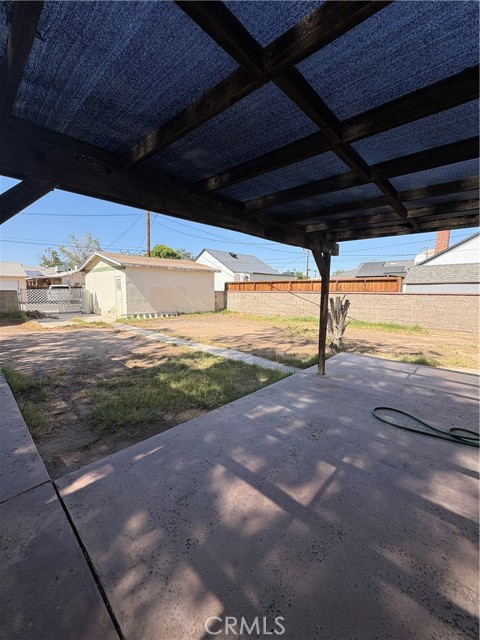 927 E. Murphy, Blythe CA: https://media.crmls.org/medias/070cd308-7a3b-4bb1-bd4c-b5b37c0f0ba9.jpg