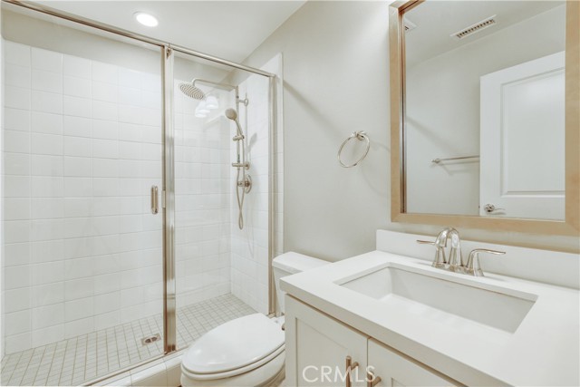 99 Fuchsia, Lake Forest CA: https://media.crmls.org/medias/070cdfbb-d2aa-4caf-a290-beb135d17a1f.jpg