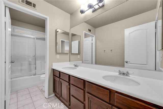 16507 Celadon, Chino Hills CA: https://media.crmls.org/medias/070e2fbb-88ed-4765-a328-636572b710ab.jpg