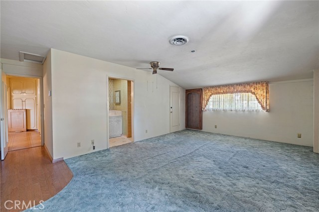 531 N Cherry Tree Lane, Anaheim CA: https://media.crmls.org/medias/070ebf24-7eb6-45bf-81a3-6f7211f9cd0a.jpg