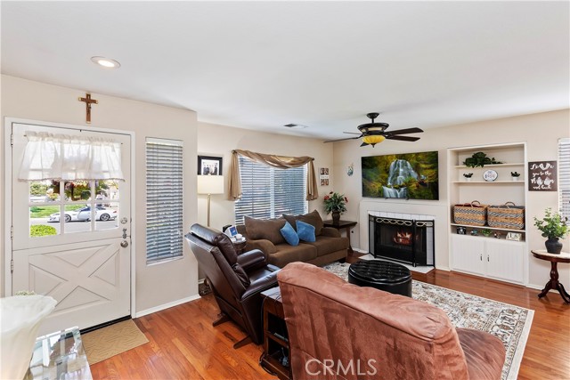 Detail Gallery Image 3 of 46 For 27508 Eastwind Dr, Corona,  CA 92883 - 3 Beds | 2 Baths