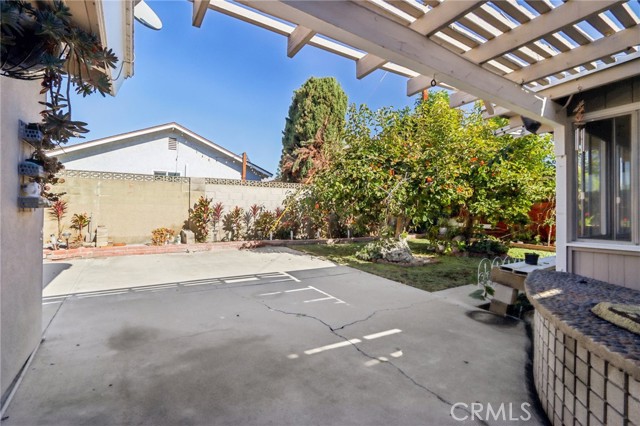 MLS #OC25261845 image #12