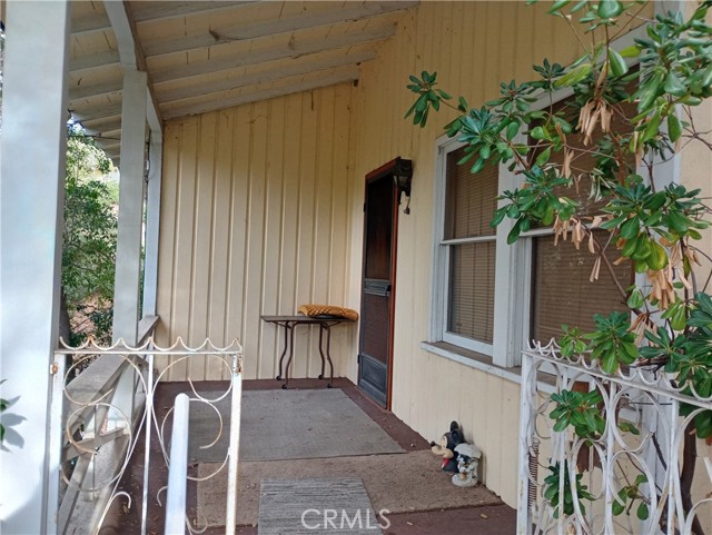 Detail Gallery Image 6 of 6 For 7916 Glenties, Sunland,  CA 91040 - – Beds | – Baths