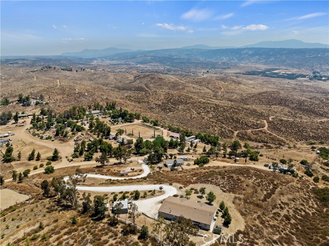 Detail Gallery Image 27 of 44 For 39876 San Ignacio Rd, Hemet,  CA 92544 - 4 Beds | 3 Baths