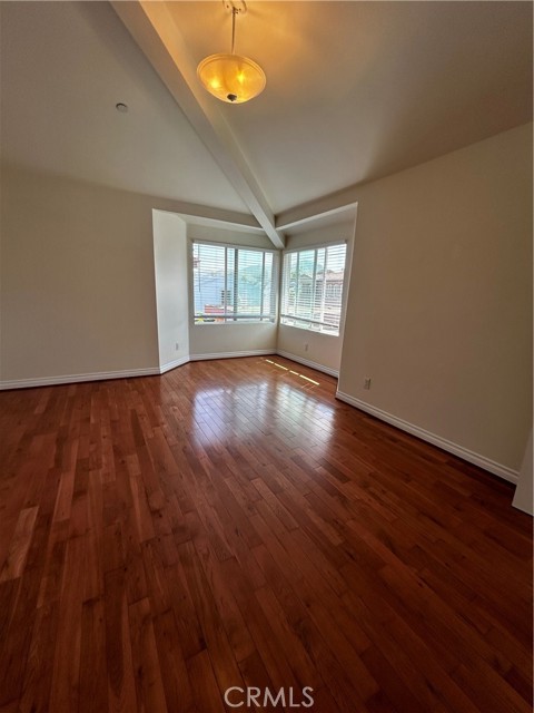Detail Gallery Image 13 of 38 For 5241 Colodny Dr #201,  Agoura Hills,  CA 91301 - 3 Beds | 2/1 Baths