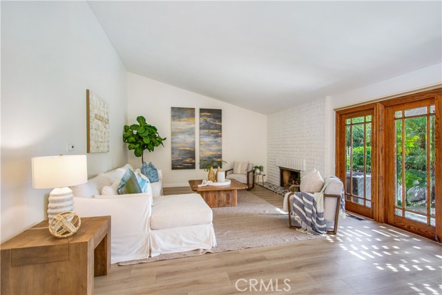 Detail Gallery Image 10 of 48 For 2952 Quedada, Newport Beach,  CA 92660 - 4 Beds | 3 Baths