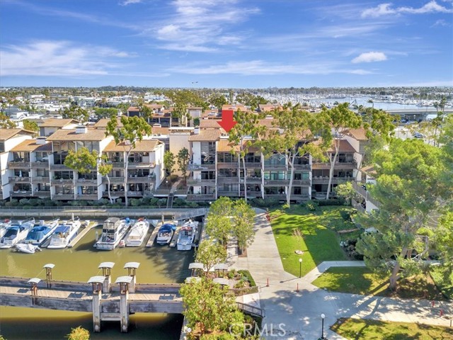 Detail Gallery Image 18 of 27 For 8317 Marina Pacifica, Long Beach,  CA 90803 - 2 Beds | 3 Baths