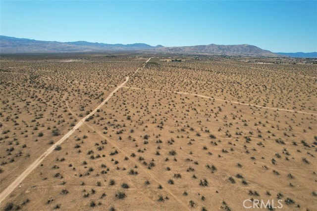 2 Lynn Road, Apple Valley, California 92307, ,Land,For Sale,2 Lynn Road,CRHD23170098