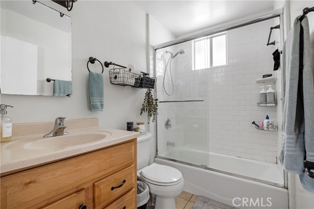 Upper unit bathroom