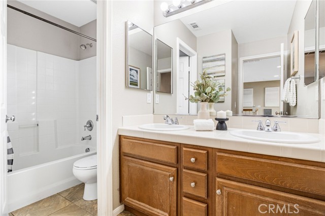 Detail Gallery Image 26 of 59 For 45023 Silver Rose, Temecula,  CA 92592 - 5 Beds | 2/1 Baths