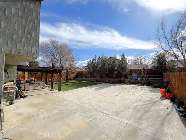 Detail Gallery Image 45 of 46 For 5102 Cantlewood, Palmdale,  CA 93552 - 4 Beds | 3 Baths