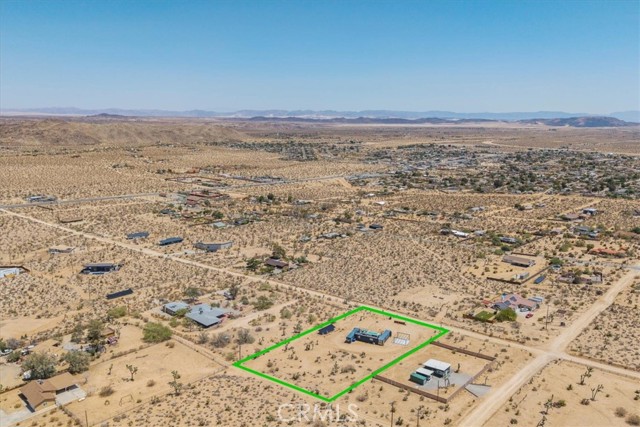 6816 Saddleback Road, Joshua Tree CA: https://media.crmls.org/medias/07157b4c-f400-44ed-880a-14fb16c11d72.jpg