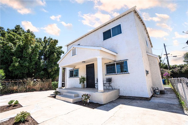 935 N Kingsley Drive, Los Angeles, California 90029, 3 Bedrooms Bedrooms, ,2 BathroomsBathrooms,Residential Lease,For Rent,935 N Kingsley Drive,CRPW24194854