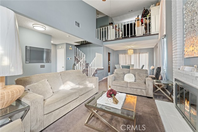 Detail Gallery Image 7 of 31 For 11557 Oakwood, Fontana,  CA 92337 - 3 Beds | 2/1 Baths