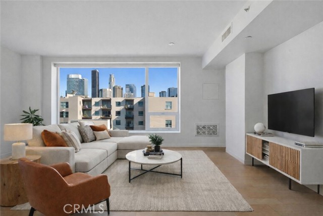 Detail Gallery Image 3 of 50 For 1050 S Grand Ave #708,  Los Angeles,  CA 90015 - 1 Beds | 1 Baths