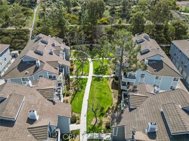 Detail Gallery Image 3 of 19 For 26762 Claudette St #417,  Canyon Country,  CA 91351 - 3 Beds | 2 Baths