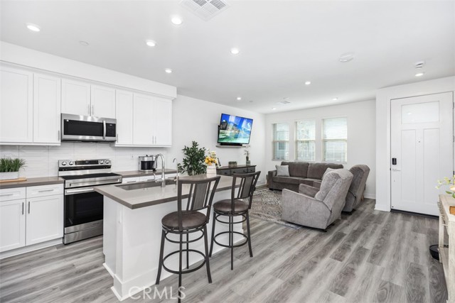 Detail Gallery Image 7 of 27 For 235 Hazel Dr, Rancho Mission Viejo,  CA 92694 - 2 Beds | 2/1 Baths