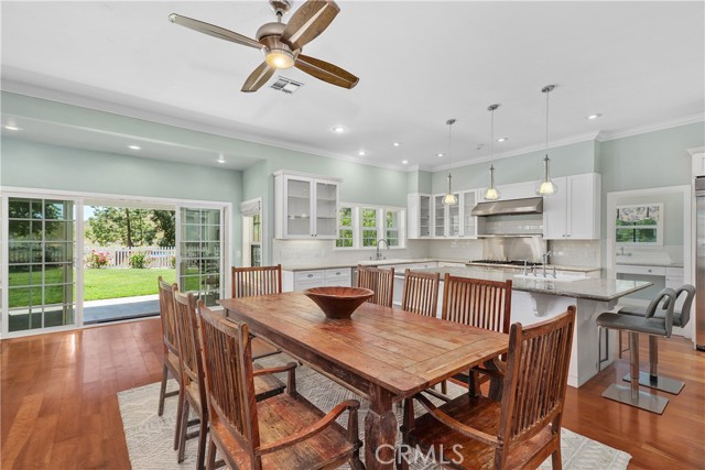 Detail Gallery Image 11 of 53 For 36475 Avenida La Cresta, Murrieta,  CA 92562 - 9 Beds | 7/1 Baths