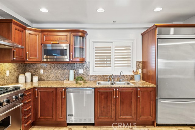 1828 Glendon Avenue, Los Angeles CA: https://media.crmls.org/medias/0719edfa-cf72-4088-8f22-1b203d2ca5b7.jpg