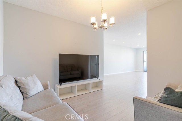 Detail Gallery Image 21 of 36 For 4430 Noble Ave #202,  Sherman Oaks,  CA 91403 - 2 Beds | 2 Baths