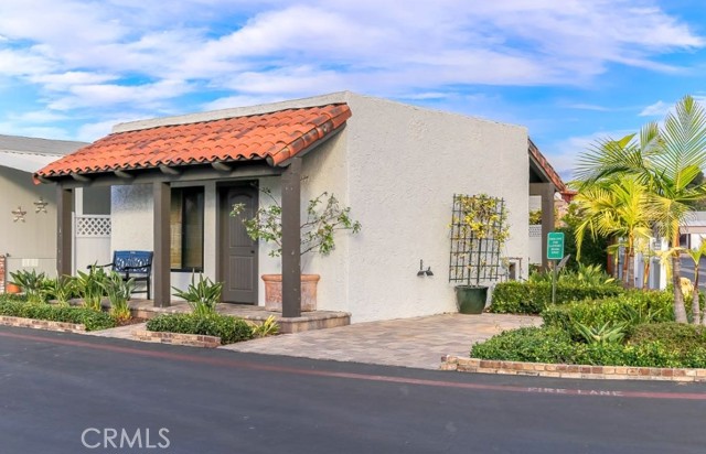 Detail Gallery Image 35 of 41 For 4382 Lahaina Dr, Huntington Beach,  CA 92649 - 3 Beds | 2 Baths