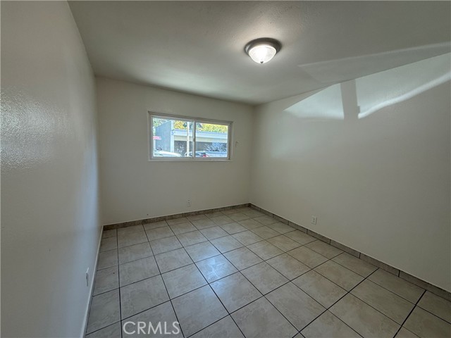 Detail Gallery Image 6 of 8 For 1307 Jacqueline #B,  Pomona,  CA 91768 - 2 Beds | 1 Baths