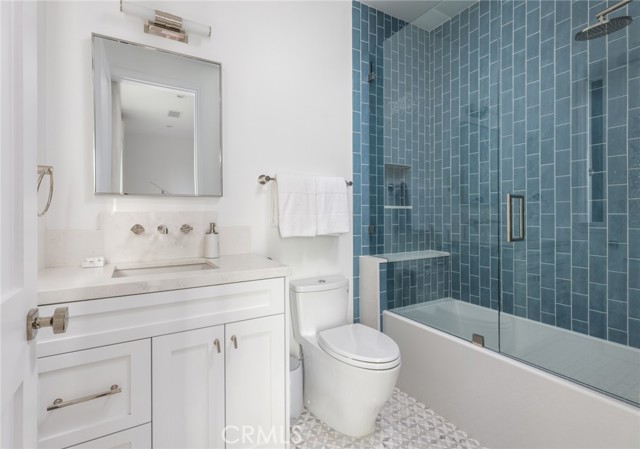 071b0c2a 0fa8 4bf8 Adee E124b07c8767