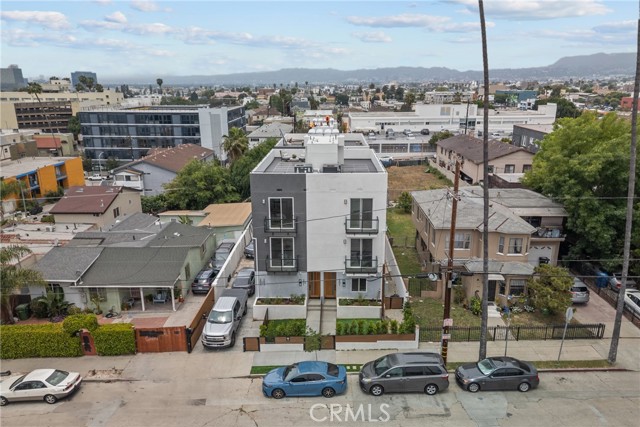 201 S Westlake Ave Unit #203, Los Angeles CA: https://media.crmls.org/medias/071b3556-5ae8-40e1-b488-2e040fb5e1cf.jpg
