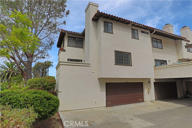 Detail Gallery Image 1 of 26 For 190 Bautista Ct #100,  Oceanside,  CA 92057 - 2 Beds | 2/1 Baths