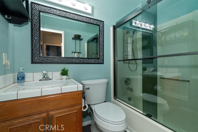 Detail Gallery Image 25 of 73 For 1211 Yosemite, Lake Arrowhead,  CA 92352 - 4 Beds | 3/1 Baths