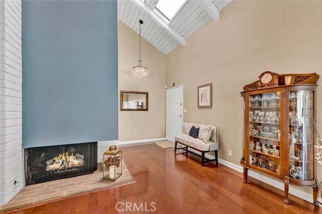 Detail Gallery Image 3 of 33 For 24615 Overlake Dr, Lake Forest,  CA 92630 - 3 Beds | 2 Baths