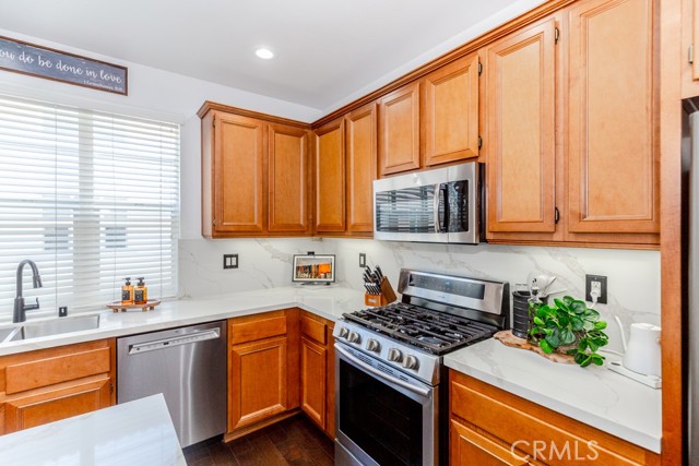 Detail Gallery Image 15 of 75 For 4468 Owens #103,  Corona,  CA 92883 - 3 Beds | 2/1 Baths