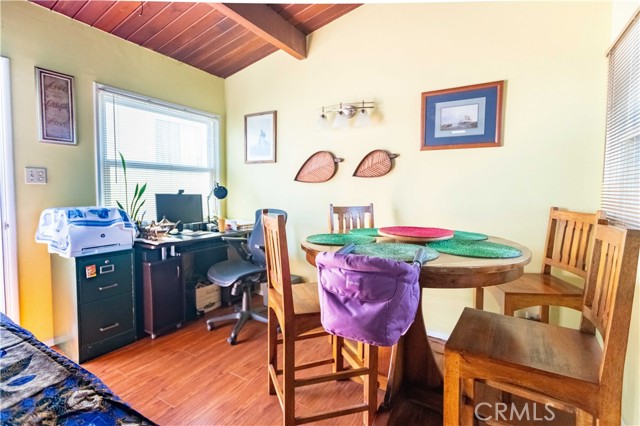 Main House - Dining/Bedroom
