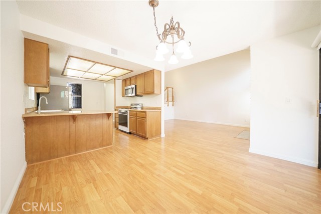 9148 Tujunga Canyon Boulevard, Tujunga CA: https://media.crmls.org/medias/071eaf78-9ded-4bea-bbd6-f87bd7dc0425.jpg