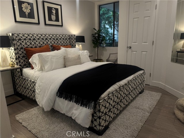 Detail Gallery Image 4 of 17 For 906 Doheny Dr #303,  West Hollywood,  CA 90069 - 2 Beds | 2 Baths