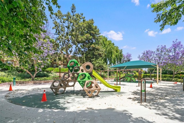 Detail Gallery Image 35 of 39 For 8 Veneto Ln, Aliso Viejo,  CA 92656 - 3 Beds | 2/1 Baths