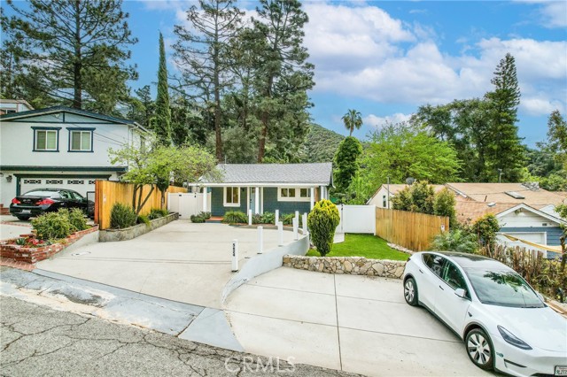 5624 Freeman Avenue, La Crescenta CA: https://media.crmls.org/medias/07209f99-140b-4a04-8b3d-8224e013ed43.jpg