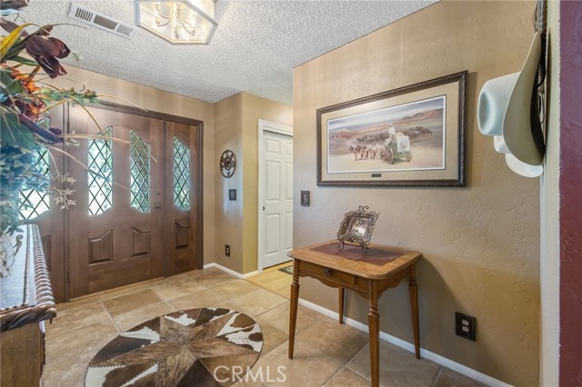 Detail Gallery Image 10 of 75 For 17663 Island Dr, Madera,  CA 93636 - 3 Beds | 2/1 Baths