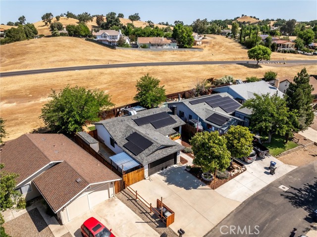 Detail Gallery Image 5 of 33 For 4913 Sparrow Hawk Ln, Paso Robles,  CA 93446 - 3 Beds | 2 Baths